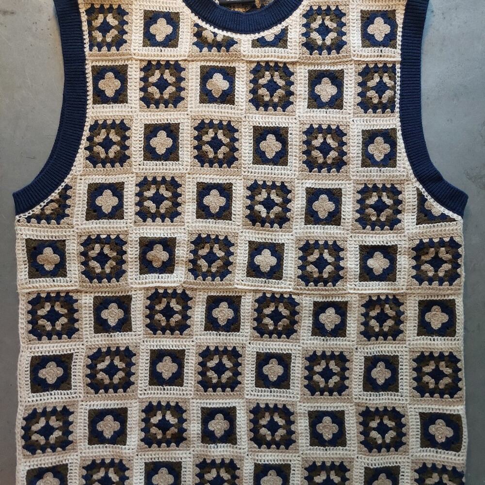 Men's WESC granny square crochet crew neck Vest L